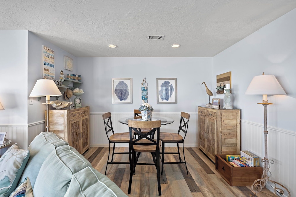 Life's A Beach by Ryson Vacation Rentals
