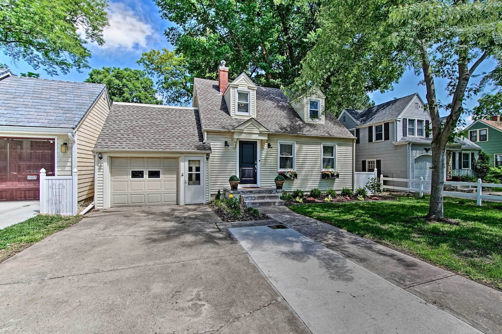 Emporia Vacations - Cute Emporia House - Mins to Downtown  Esu! - Property Image 3