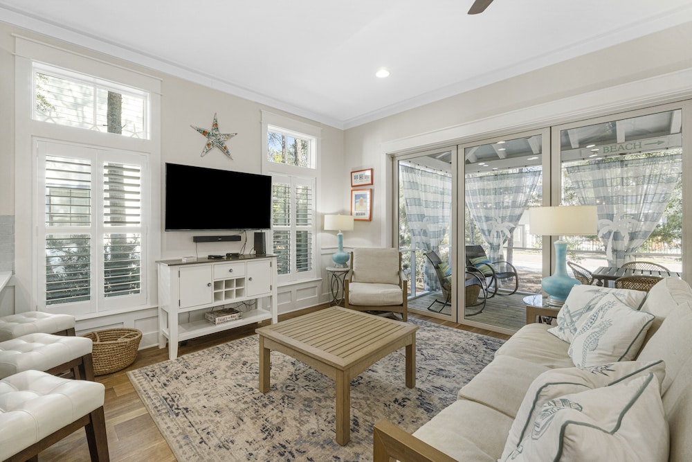 Magnolia Cottages by the Sea by Panhandle Getaways