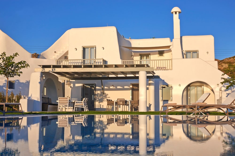 Aqua Breeze Villas Naxos