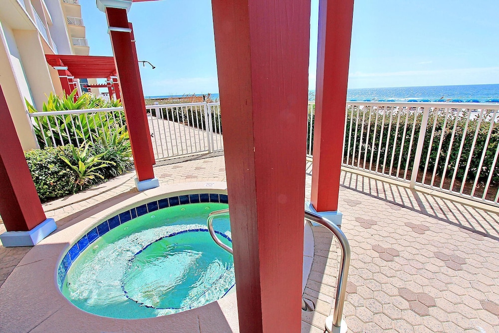 Majestic Beach Towers 2-1002