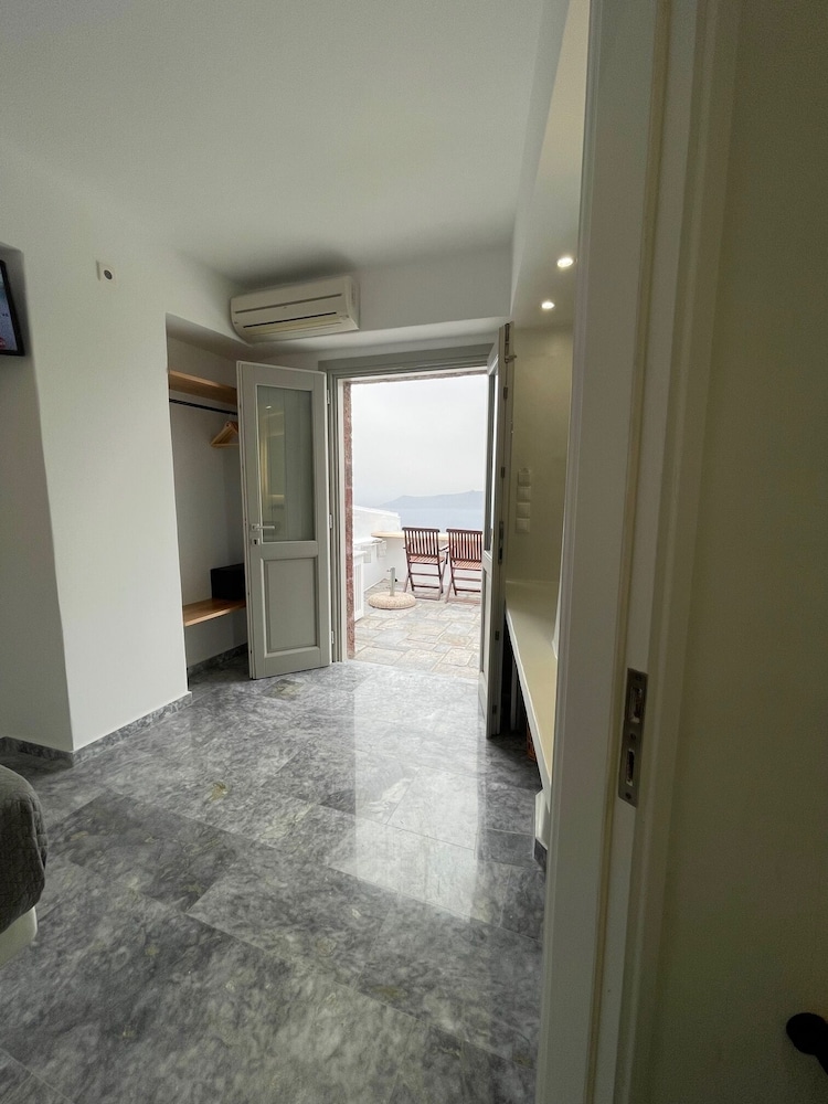Smaro Studios