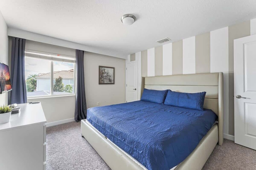 Private Pool Plus 5BR Themed Bedrooms