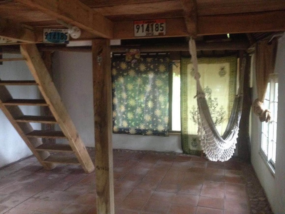 Big Kahuna Surf Camp - Hostel - Property Image 5