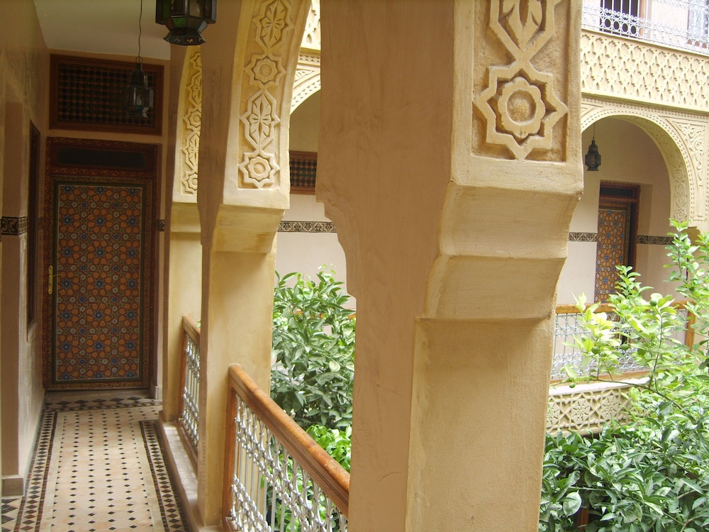 Hotel Riad Les Chrifis - Image 1