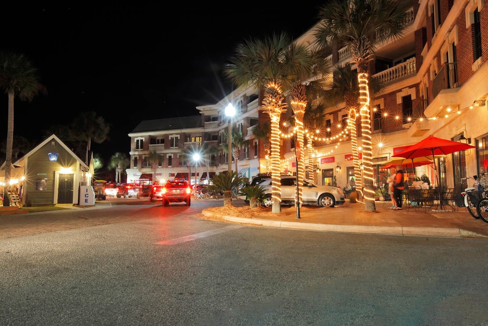 Village of South Walton by Panhandle Getaways