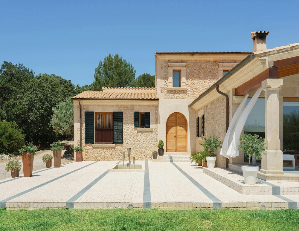 Nice Villa Near Golf of Pollensa photo 4