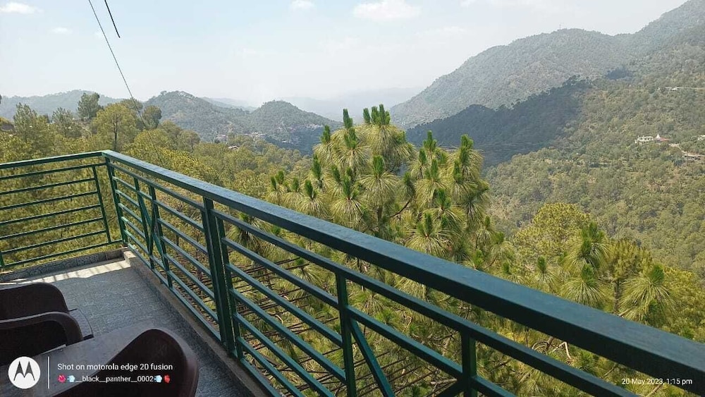 Hotel Pine View Villa