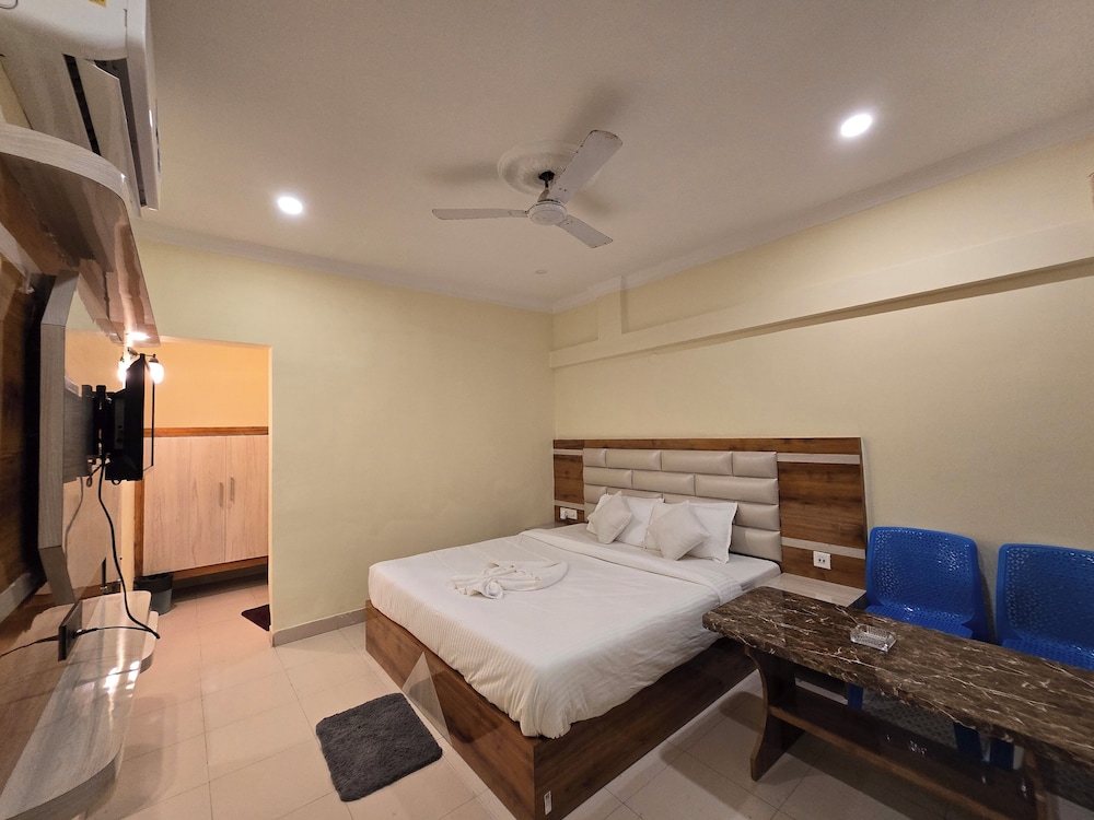 Ricardo Beach Resort