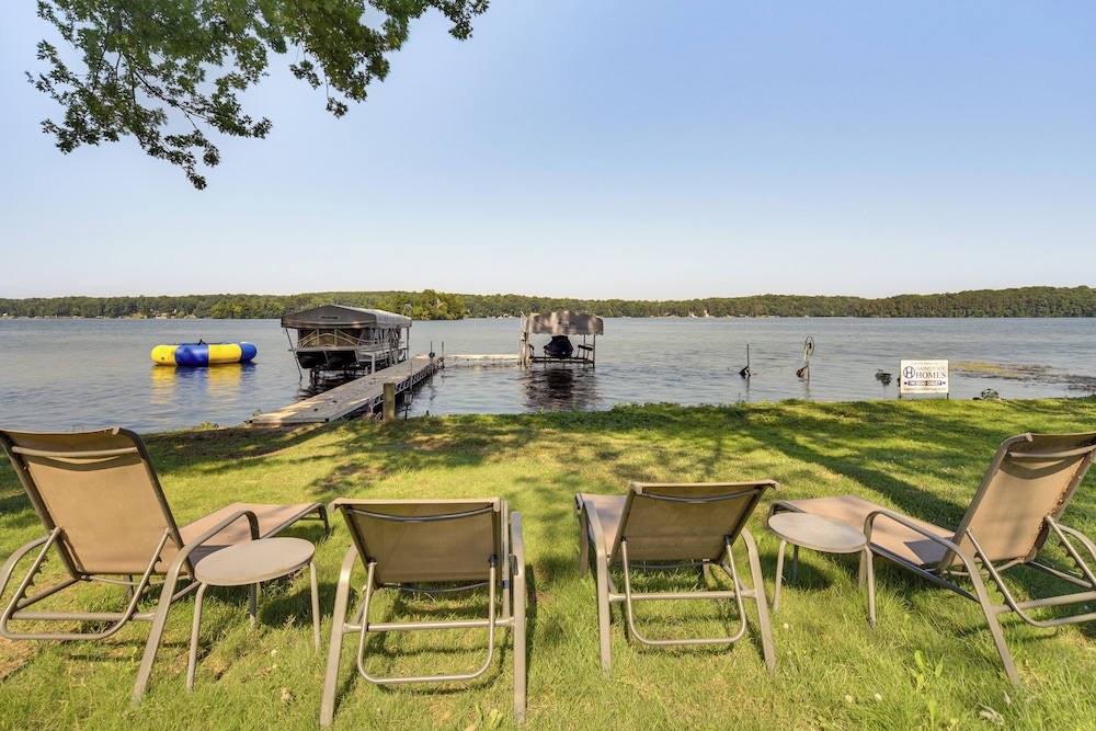 Lake Wapogasset Home w/ Dock: 7 Mi to Amery