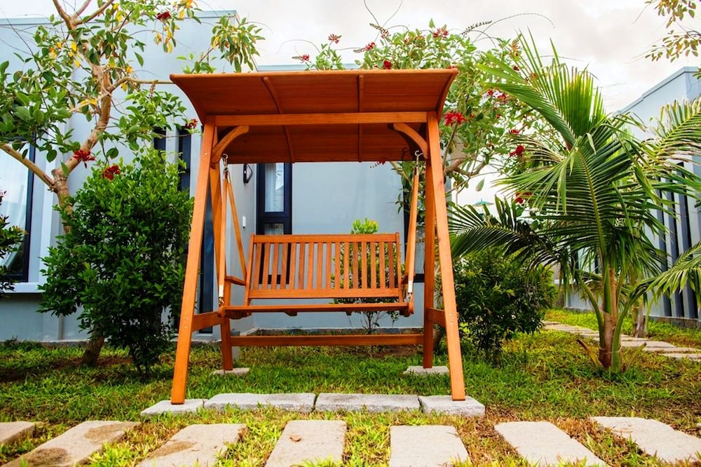 Van Nguyen Minihouse