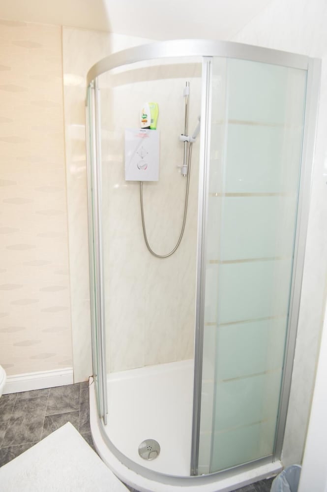 Bradford City Apartments Flat 73