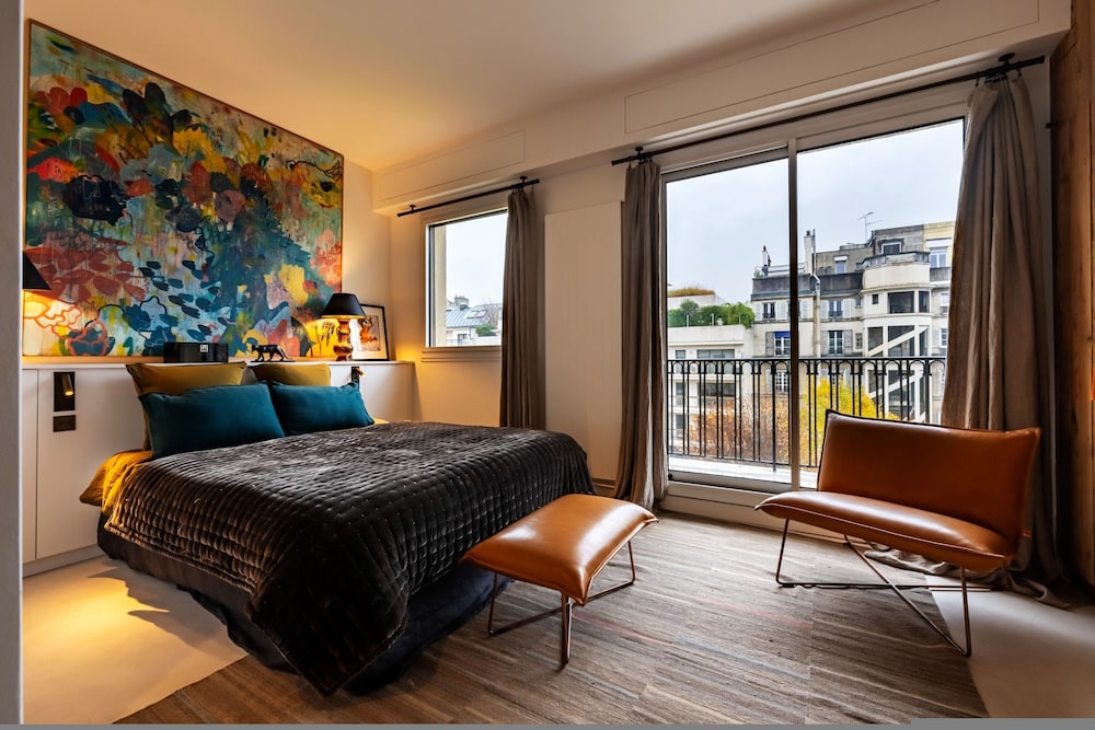 Luxury 4BR Apartment - Bois de Boulogne
