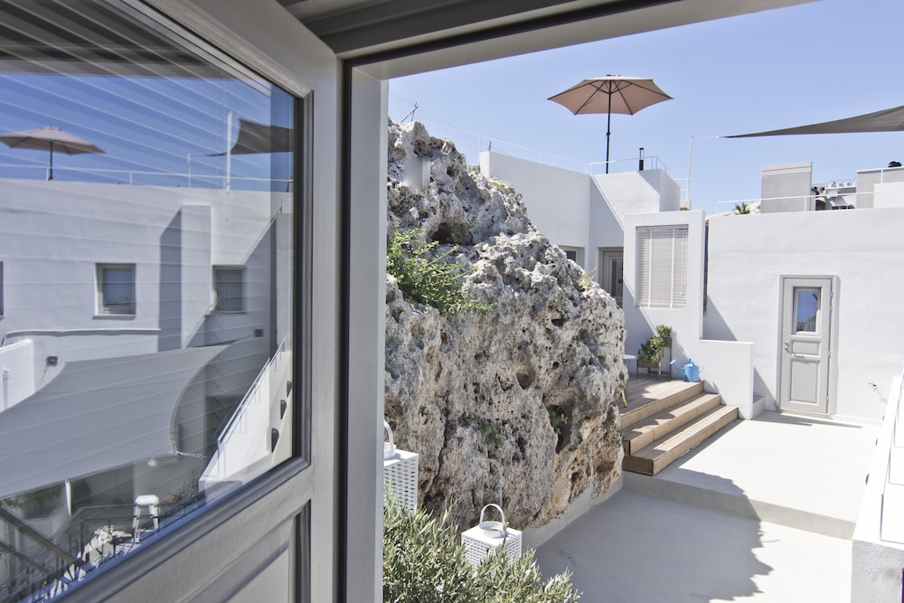 Lindos Comfy Suites