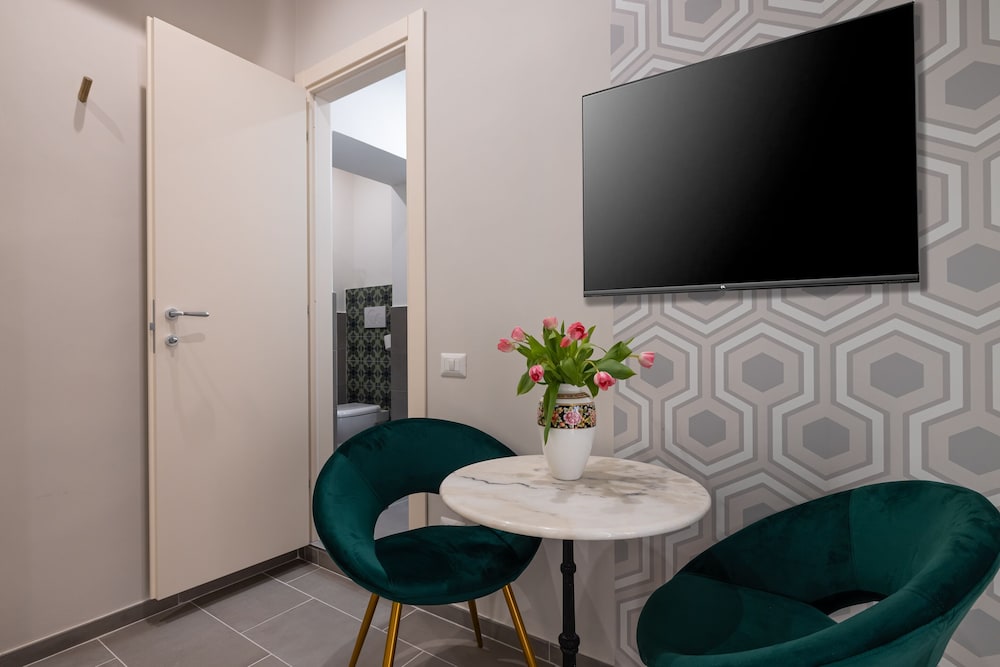Morpheus Rooms