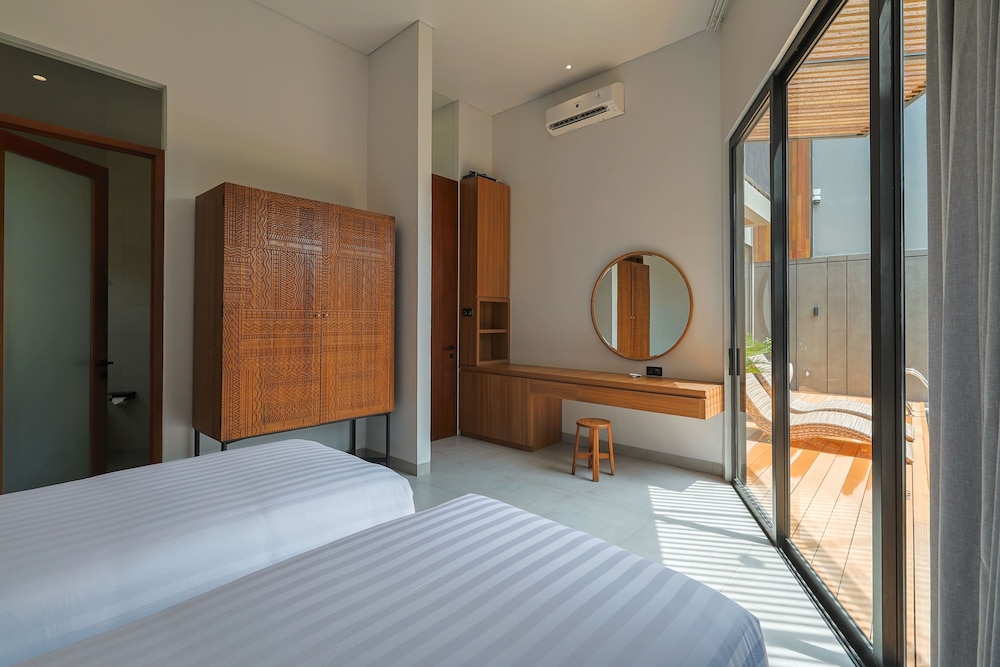 Brand New Modern Villa in Key Seminyak