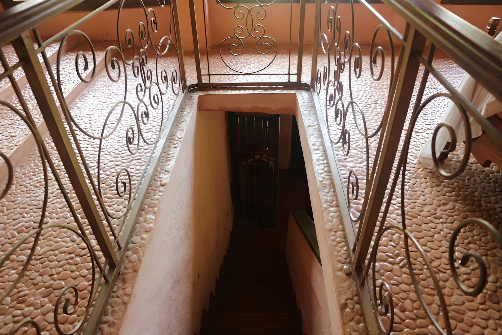 La Taverna Suites