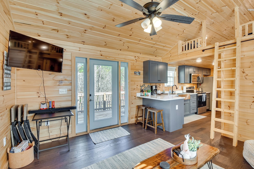 Steps to Lake Keowee: Secluded Seneca Sanctuary!