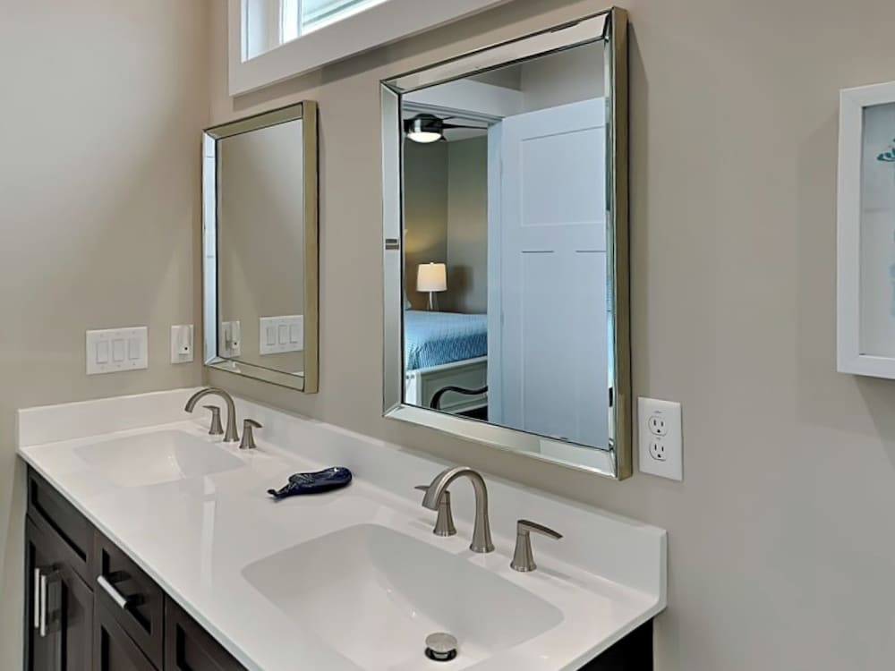 Shore Sounds Fun by Topsail Realty
