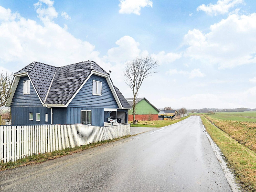 6 Person Holiday Home in Snedsted