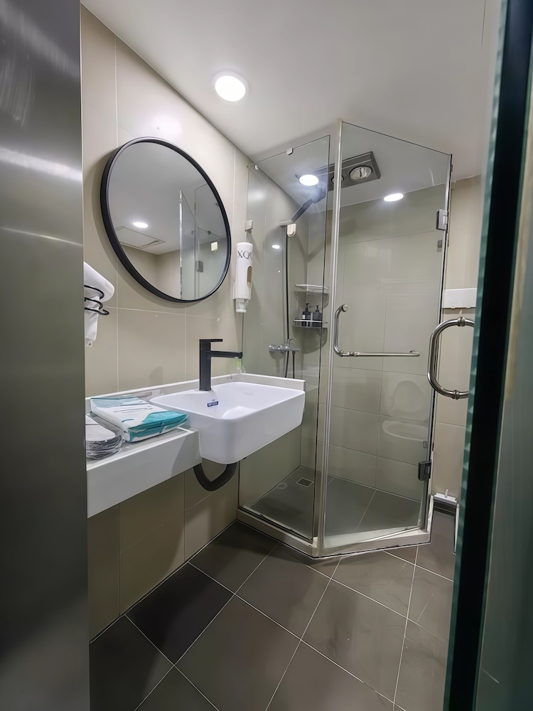 Shanghai Hills & Chiya BoutiqueApartment