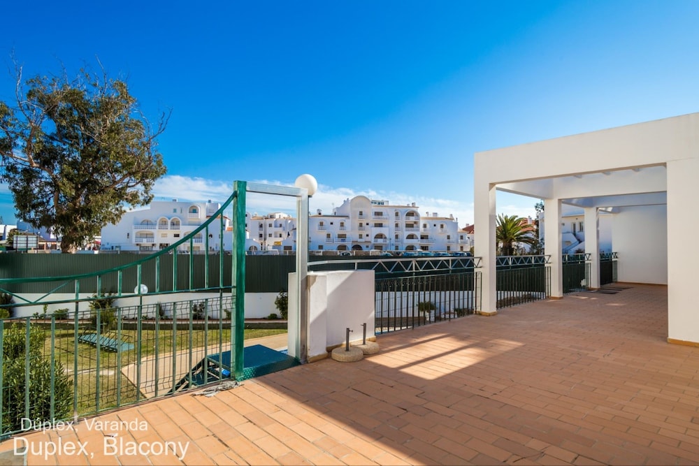 Akisol Albufeira Oura