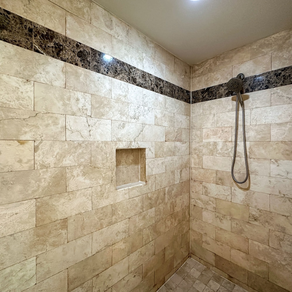 3BR Gem at Sandy Beach Area
