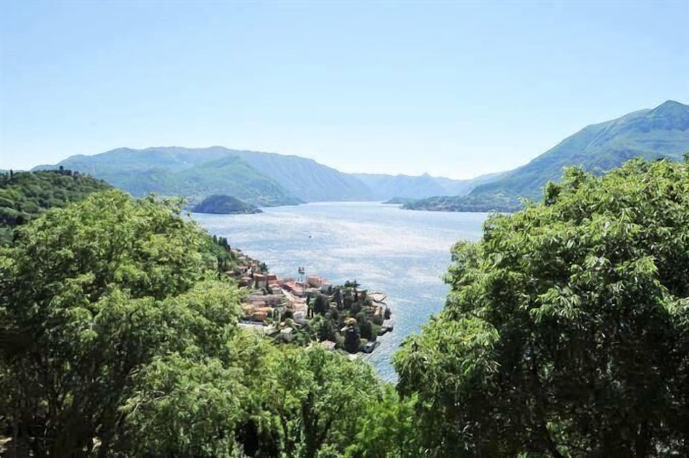 Vista d Oro Ulivo Apt 4