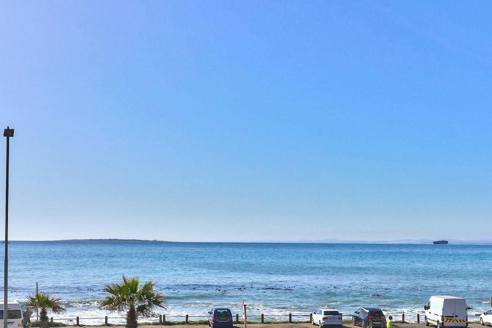 Mouille Point 1bed Apartment w View Seatide Studio