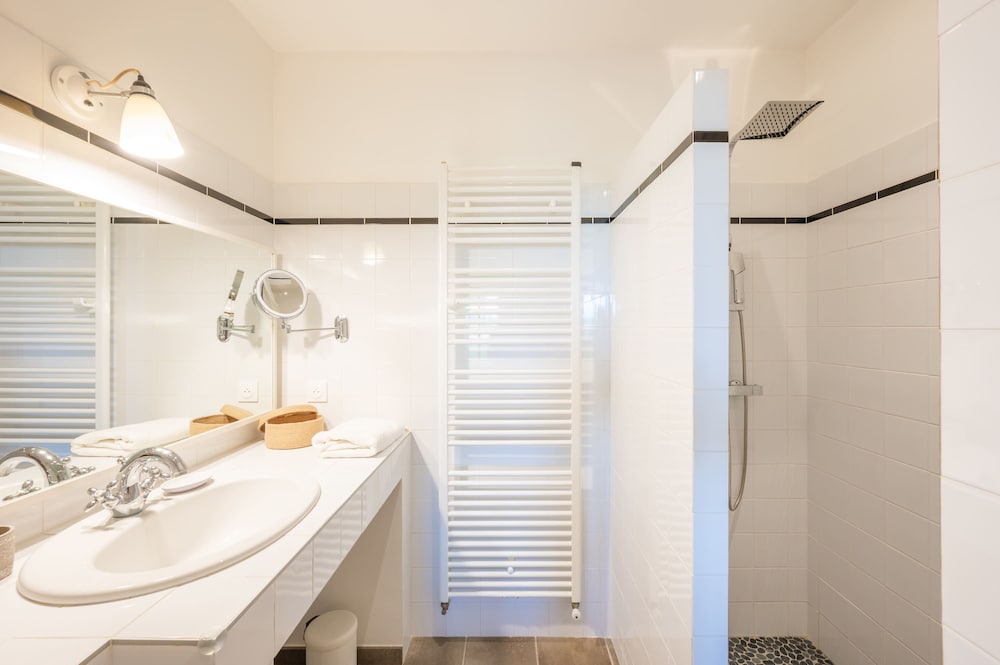 Le Mas Ela a Your Family Haven With Private Pool