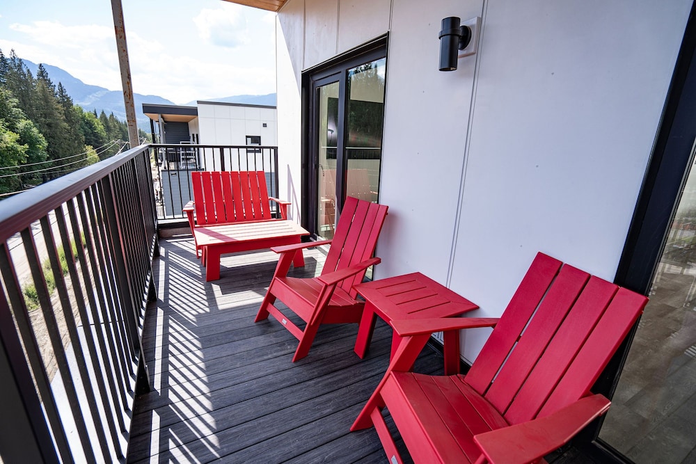 Stoke House by Revelstoke Vacations