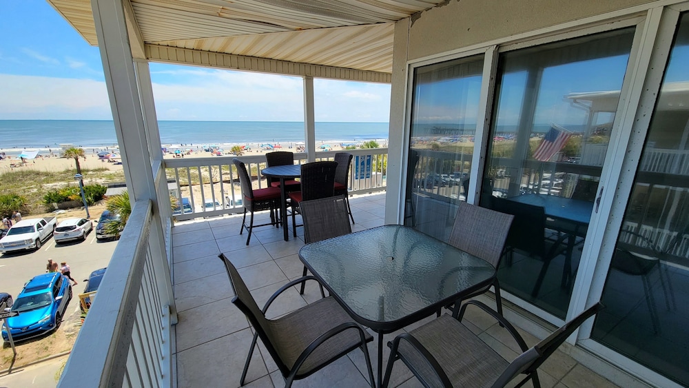 Pelican Point by Tybee Vacation Rentals