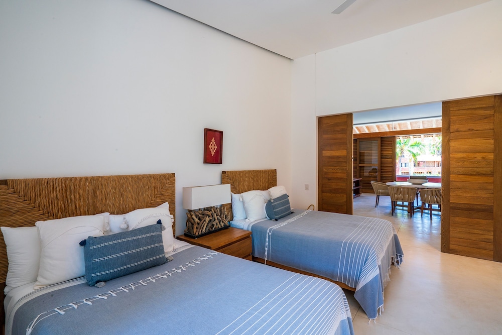 Careyes 114 Oceanfront Luxury With a Spacious Te