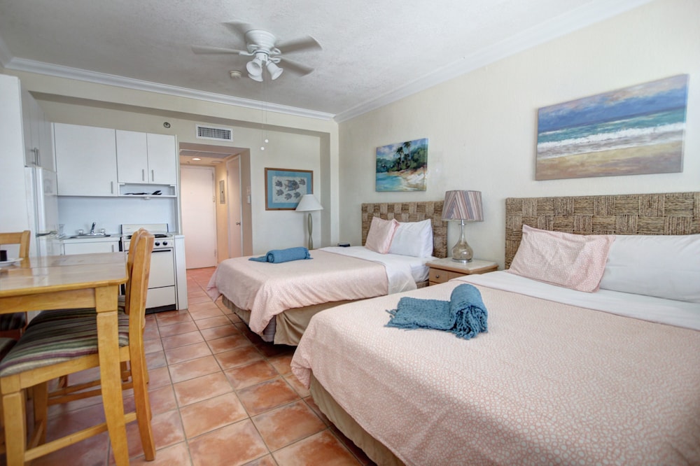Private Apartments at the Casablanca