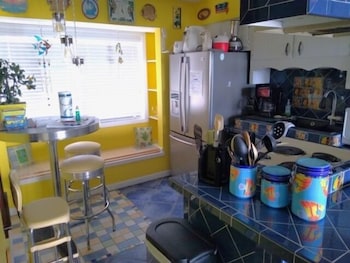 A18 Parrot Escape - Ocean View! There Is Nothing Quite Like A Carolina Sunrise Viewed From Your Private Oceanfront Deck 1 Bedroom Condo by RedAwning view 4