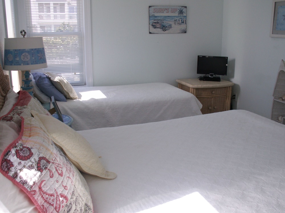 Sandbar Bed & Breakfast view 5