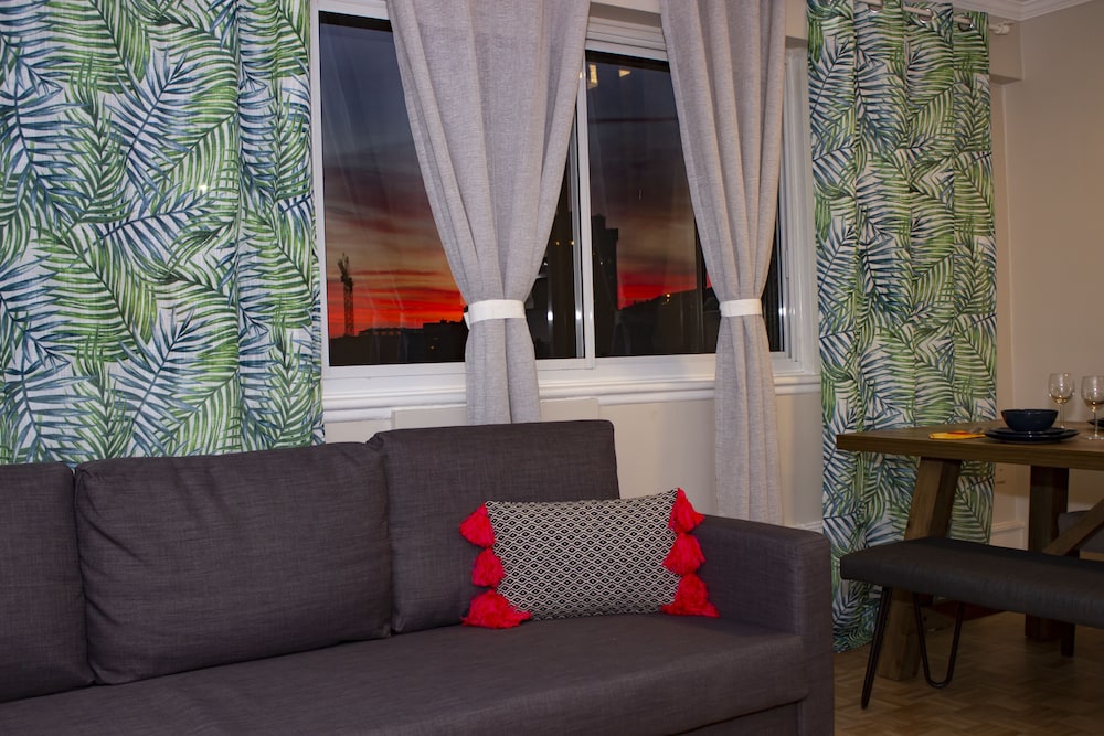 Golden Castle In Montreal - Image 5