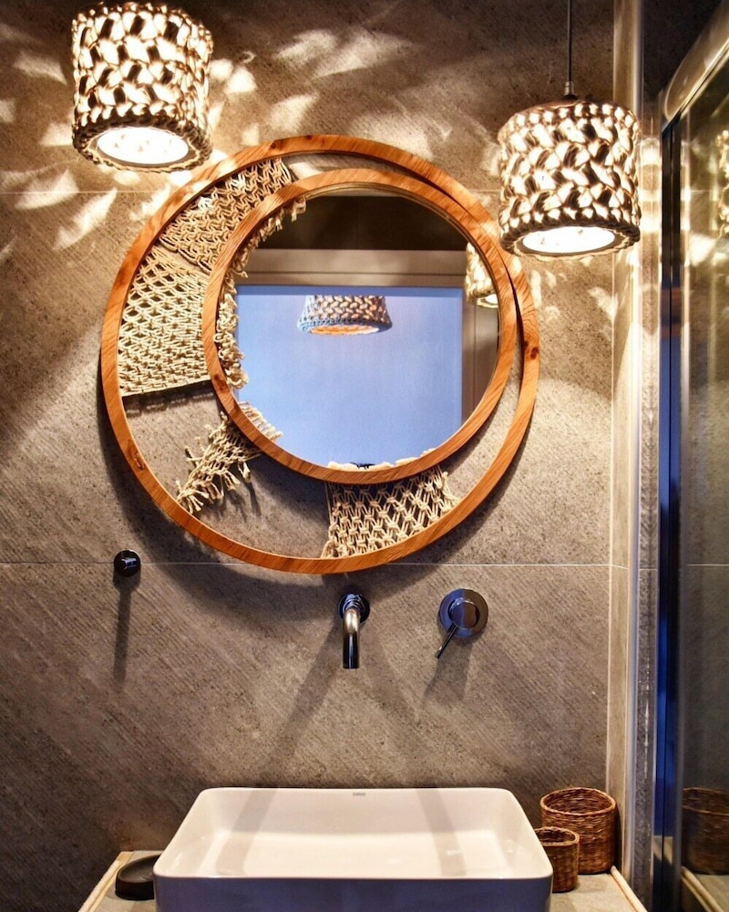 Angelos Design Suites