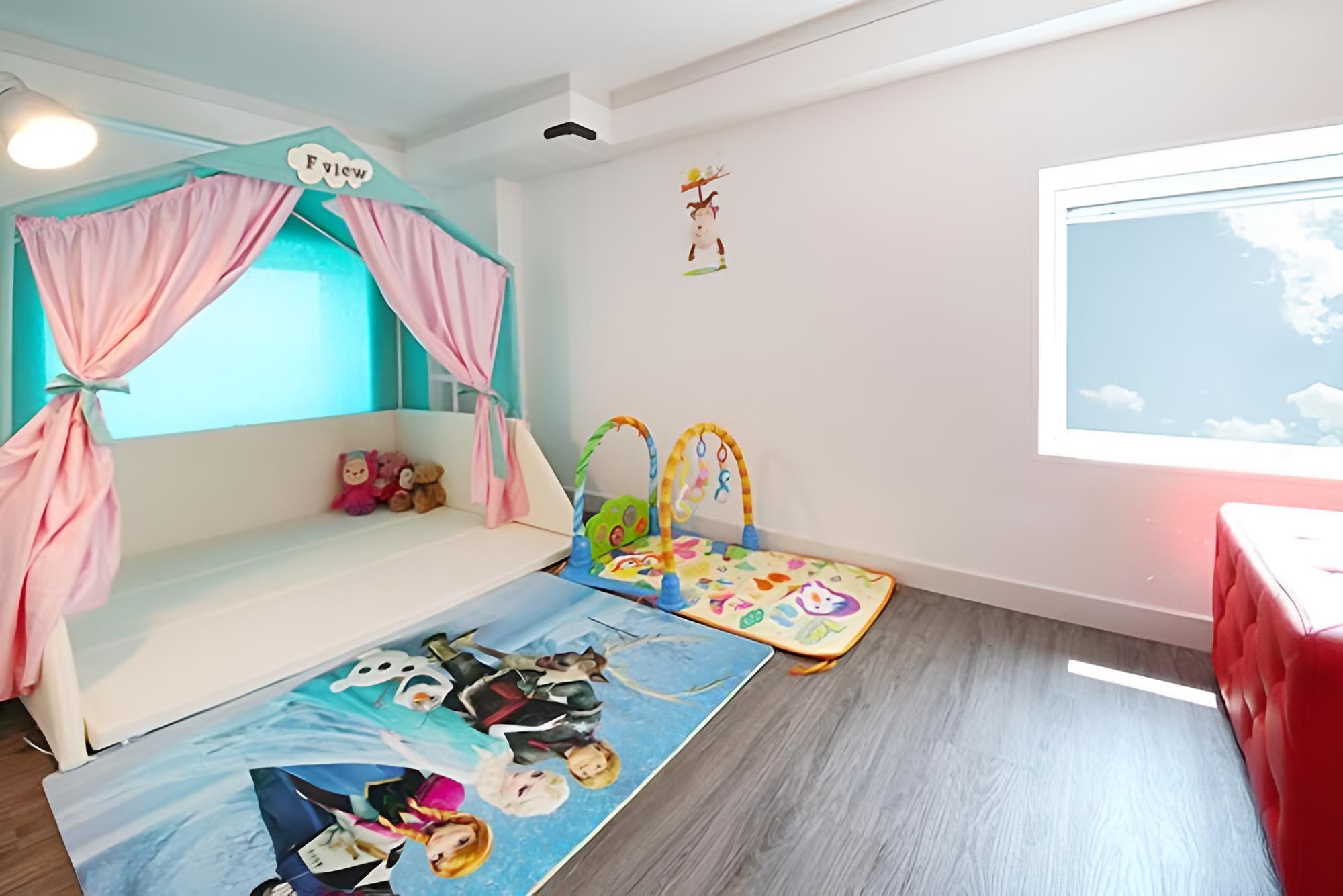 Gangneung Four View Pension