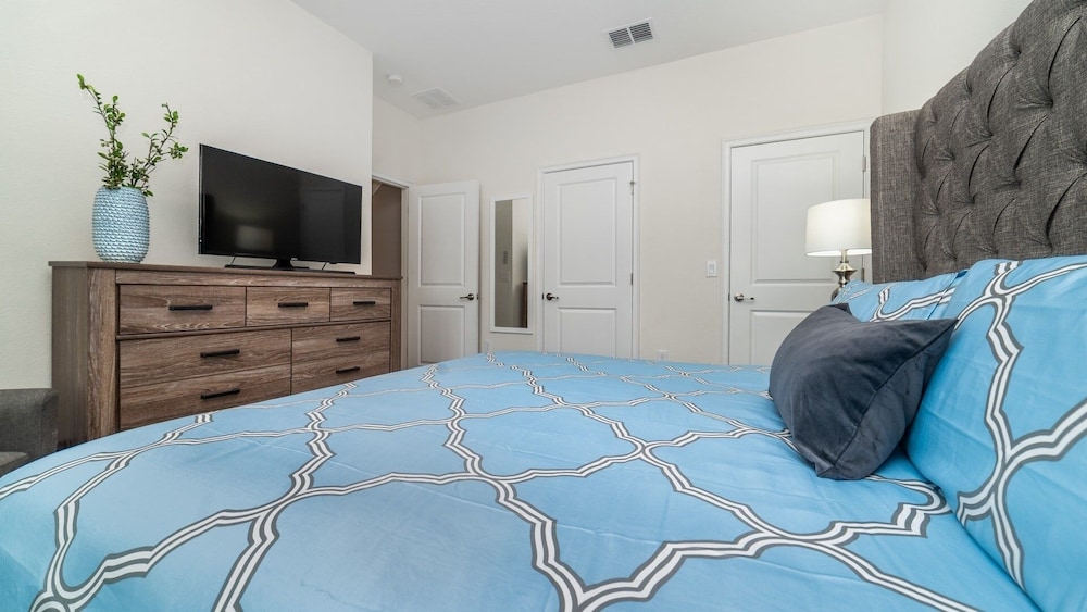 Championsgate Resort 4 Bedroom Private Pool Townhome 4 Home