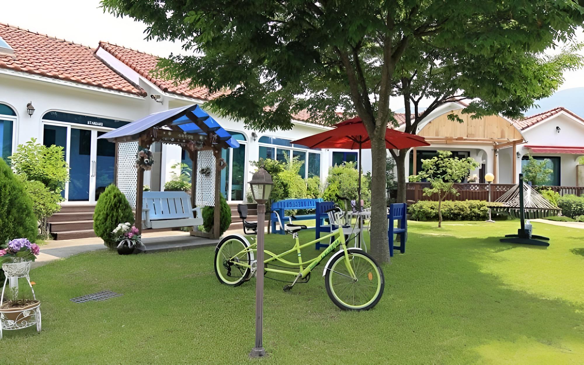 Gyeongju Full Garden Pension