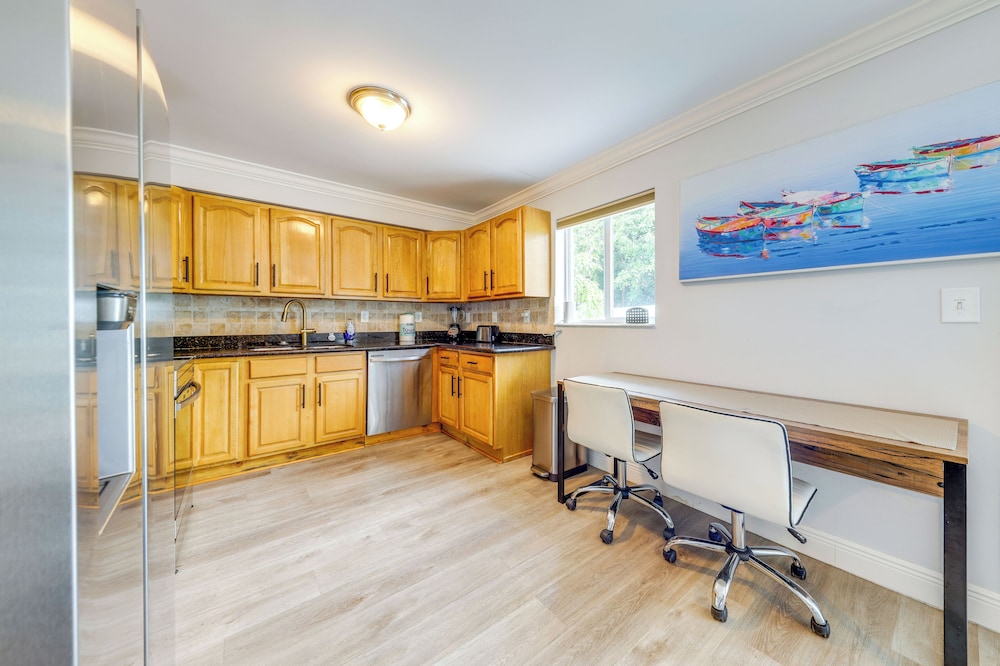 Great for Snowbirds! Pompano Beach Home w/ Patio