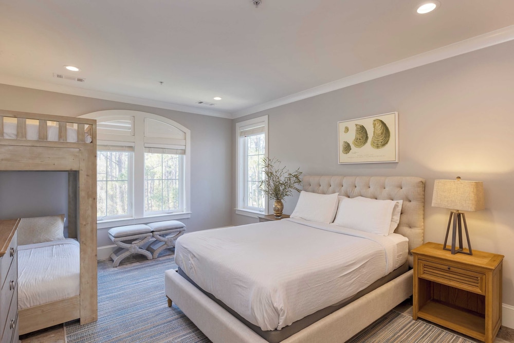Sleeps 48, 2 Homes w/ Private Beach Access Bradley Circle Buyout by Avantstay