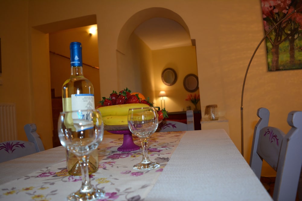 Elianthos Villa