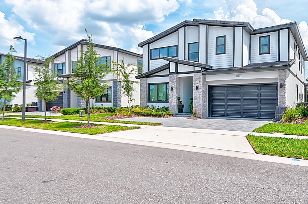 5893 Family Fun Home With Pool Near Theme Parks