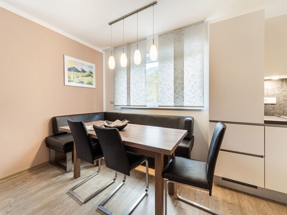 Large Apartment in Sankt Georgen With Balcony