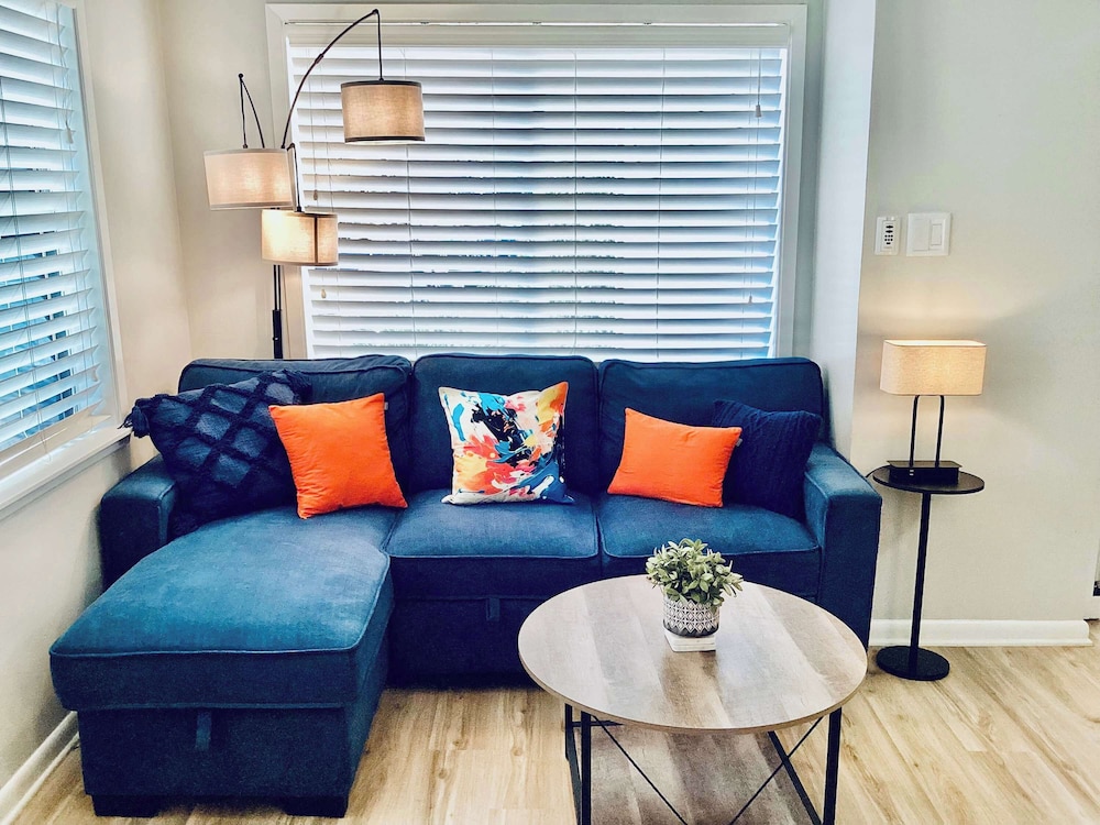 Marina Maison 2bdr Condo