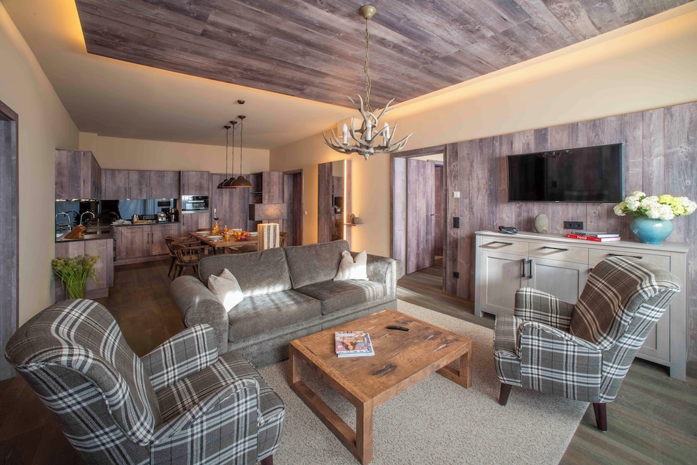 Mountain Spa Residences