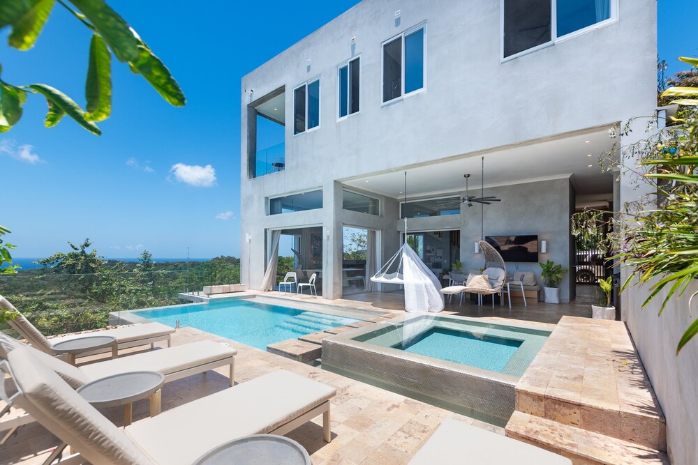 Todo Es Posible 4 Bedroom Home