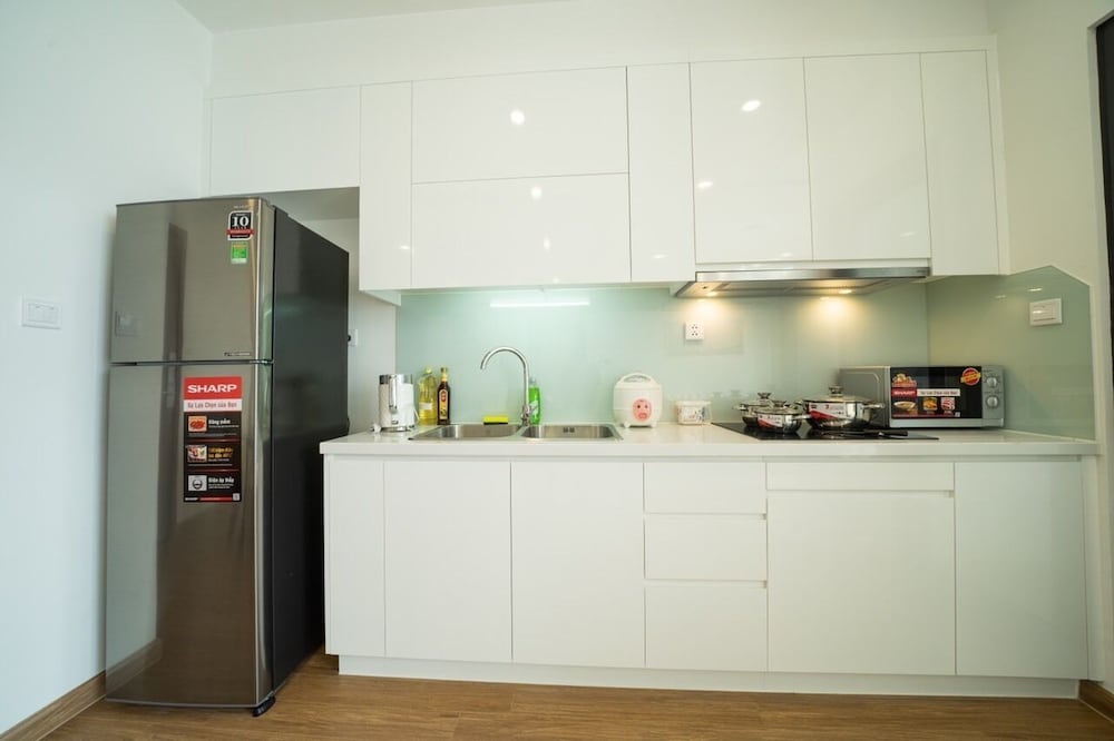 Bom Homes - Vinhomes Skylake Serviced Apartment